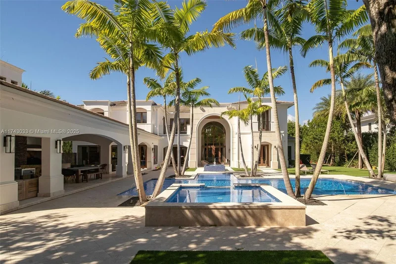 8955 SW 63rd Ct, Coral Gables, Florida, United States. - Photo 51