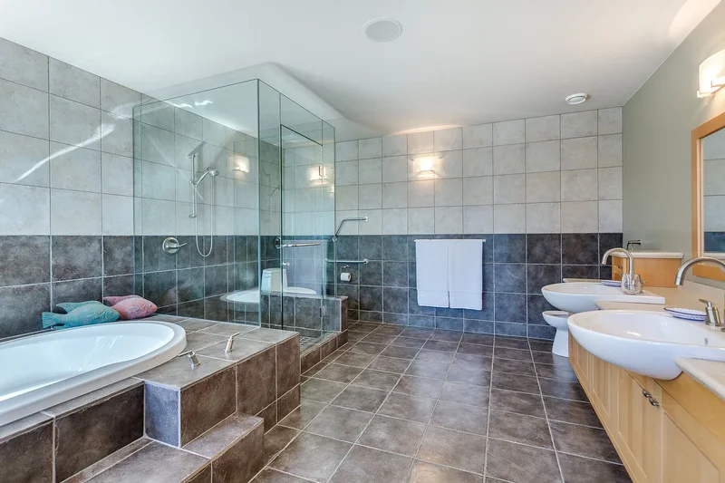 5363 Kew Cliff Road, West Vancouver, BC V7W 1M3, West Vancouver, British Columbia, Canada. - Photo 54
