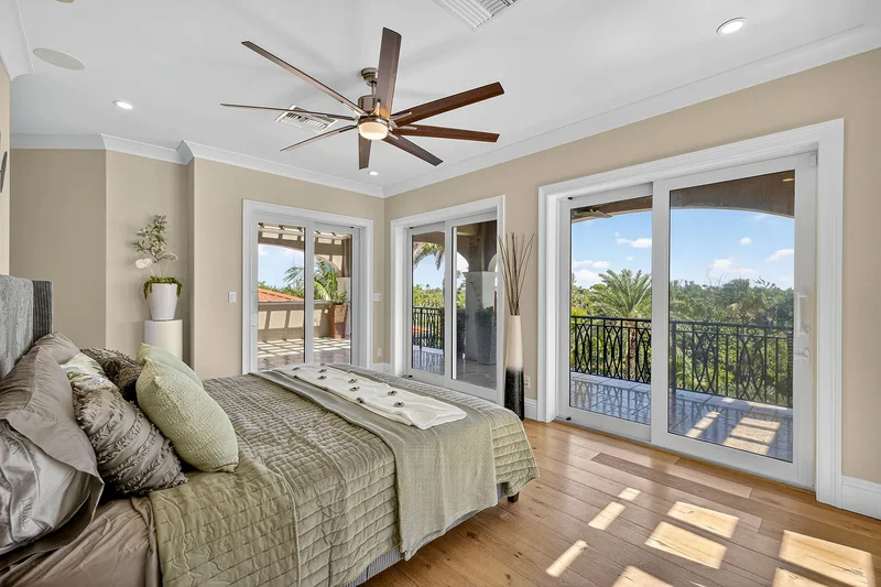 330 Cowry Court, Sanibel, FL 33957, Sanibel, Florida, United States. - Photo 19