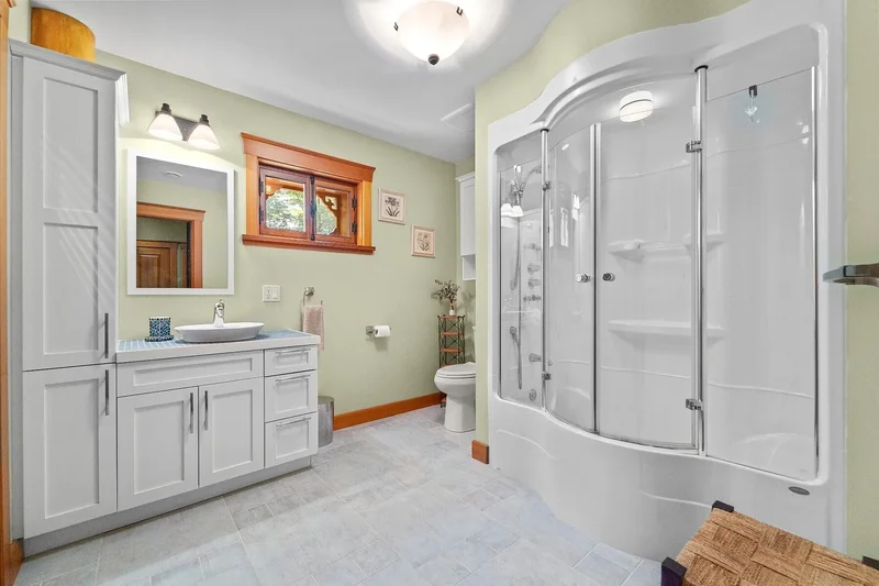 4641 Rue de la Rogeloise, Sainte-Adèle, QC J8B3L3, Sainte-Adèle, Quebec, Canada. - Photo 43