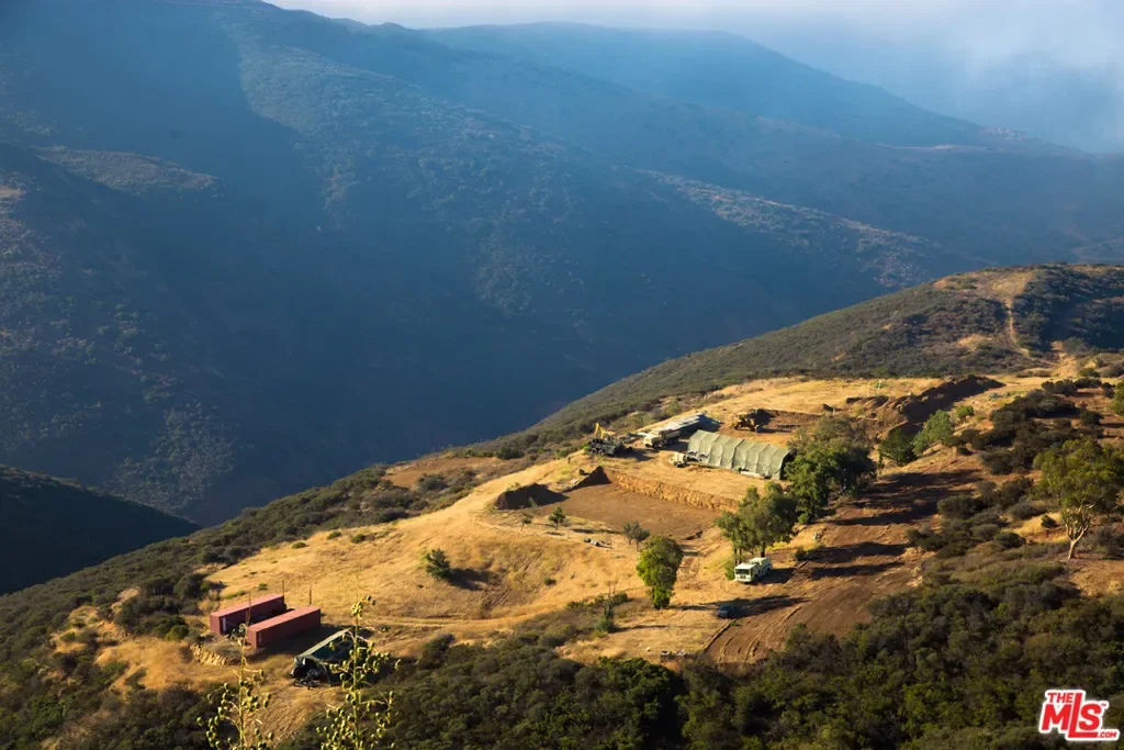 9950 COTHARIN Road, Malibu, California, United States. - Photo 23