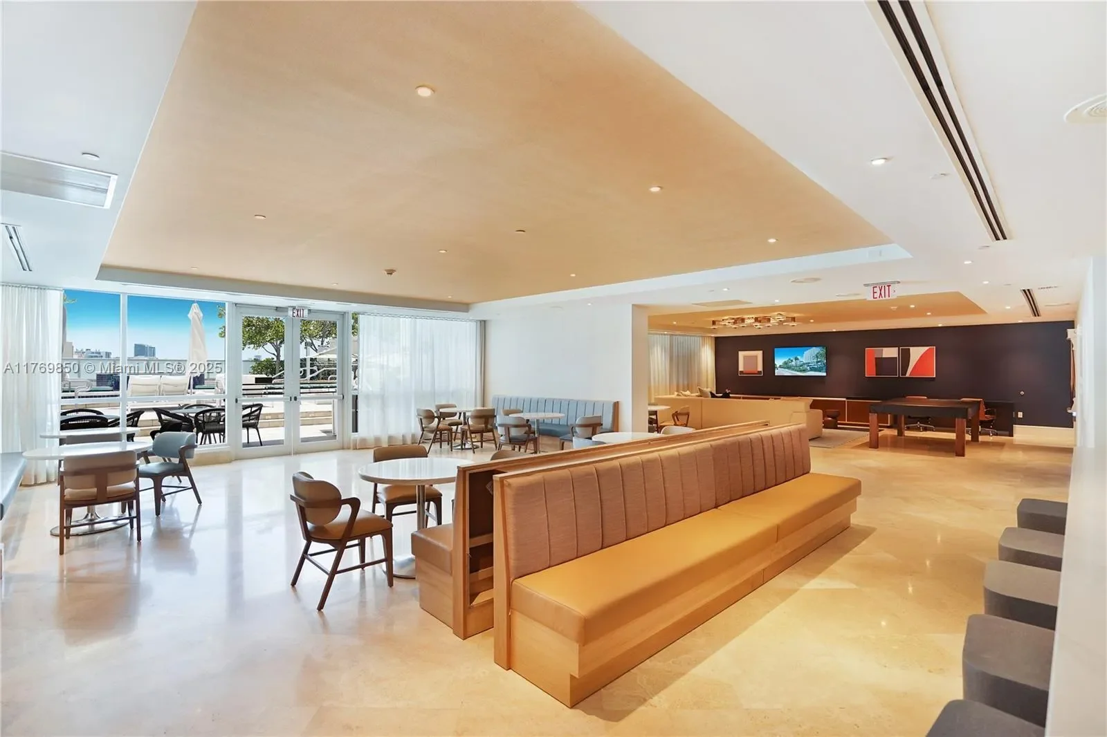 4401 Collins Ave 1015, Miami Beach, Florida, United States. - Photo 51