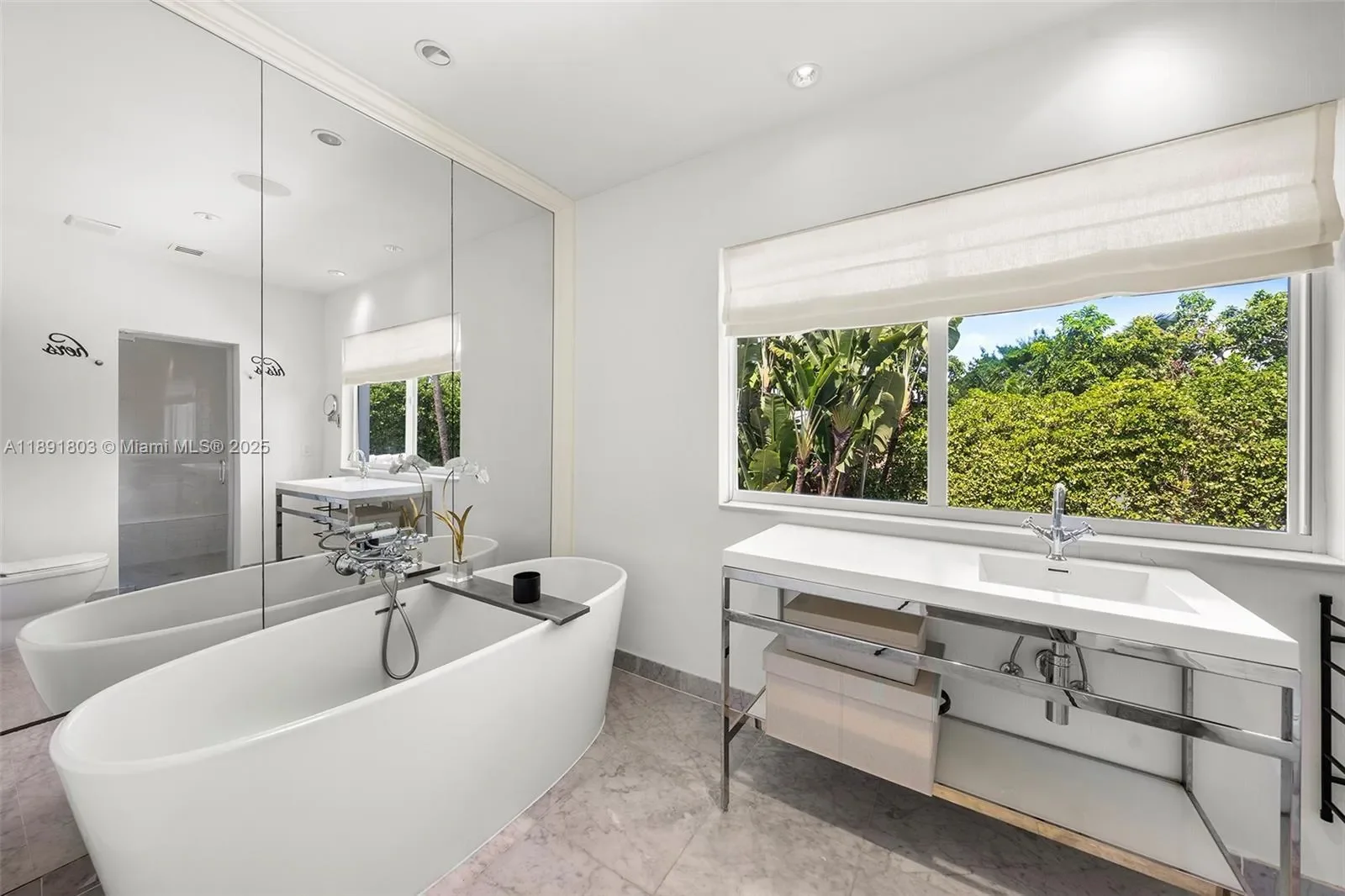 2701 N Bay Rd, Miami Beach, Florida, United States. - Photo 20