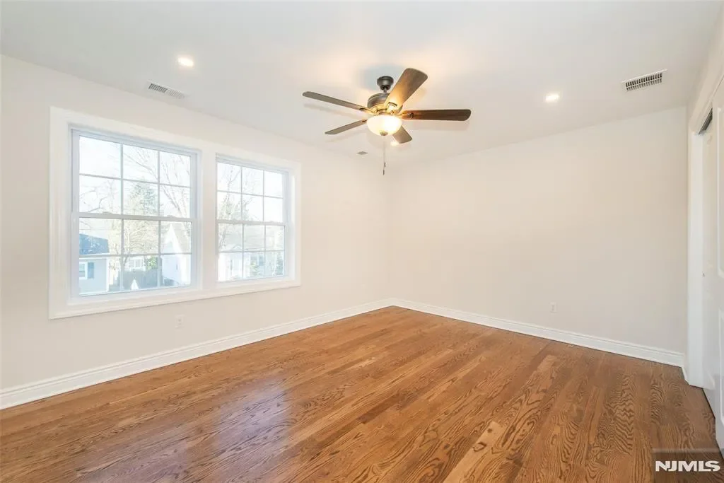 44 4th Avenue, Roseland, NJ 07068, Roseland, New Jersey, United States. - Photo 31