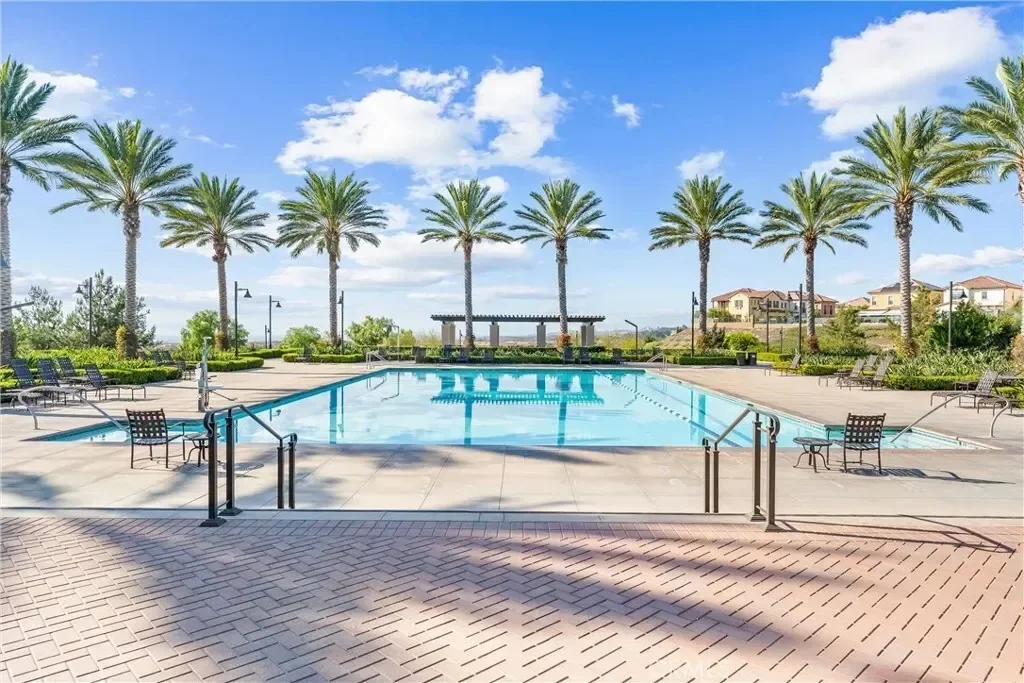136 Newburry, Irvine, California, United States. - Photo 27