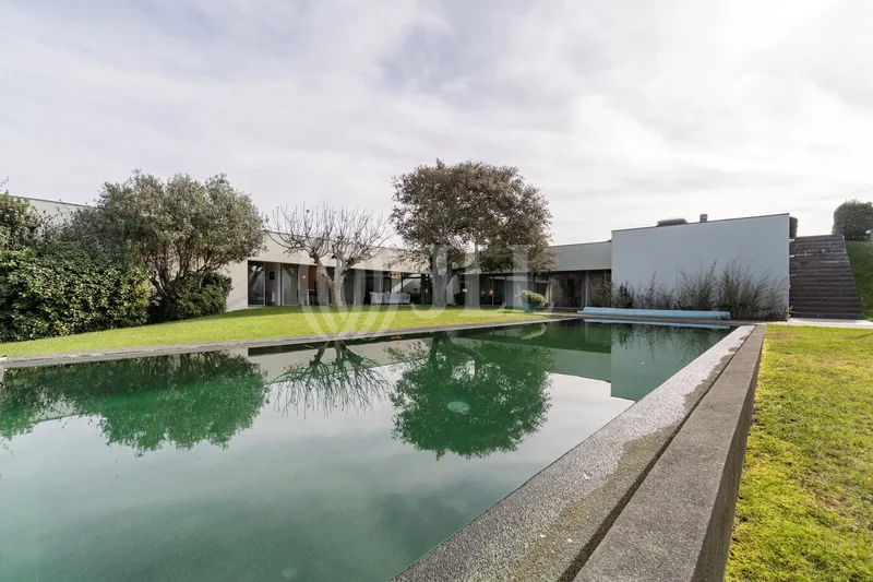 4-bedroom villa in the Bom Sucesso Resort gated community in Óbidos