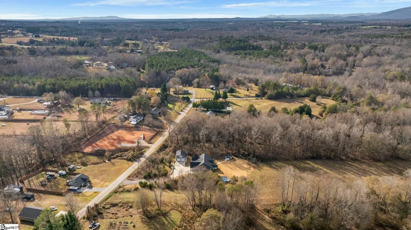 814 Campobello Gramling School Road, Campobello, SC 29322, Campobello, South Carolina, United States. - Photo 46