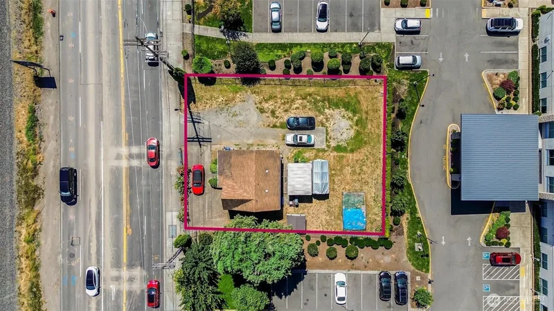 Prime commercial development opportunity in Auburn’s core.