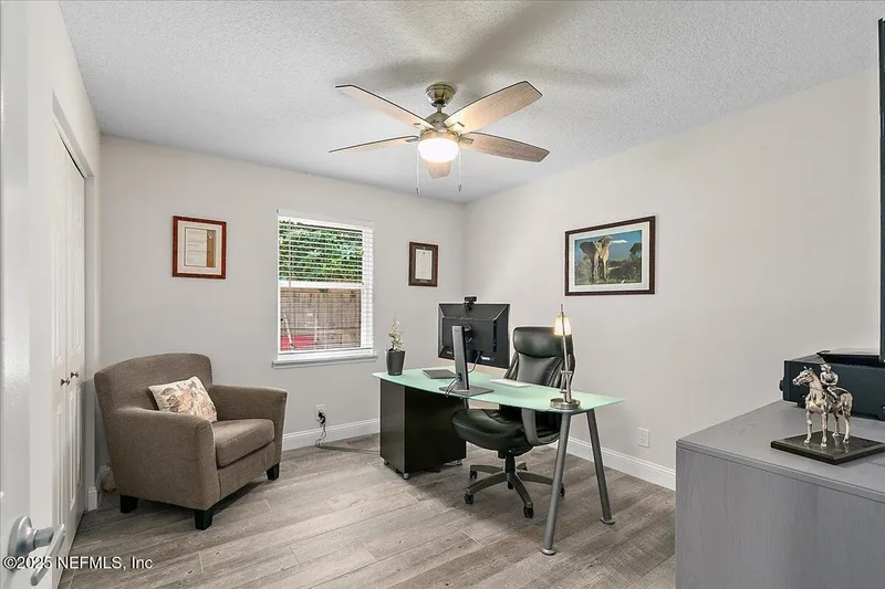 1819 TWELVE OAKS, Neptune Beach, Florida, United States. - Photo 20