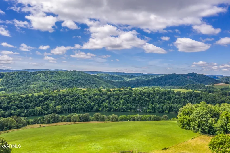 745 Ronald Holt Lane, Tazewell, TN, 37879, USA, Tazewell, Tennessee, United States. - Photo 53