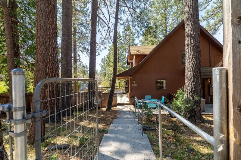 54025 Pine Crest Avenue , Idyllwild-Pine Cove, CA 92549, Idyllwild-Pine Cove, California, United States. - Photo 28