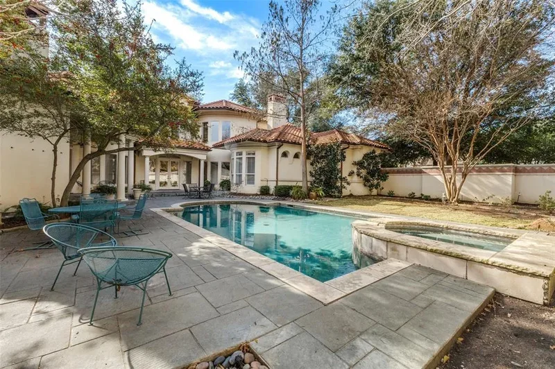 14828 Bellbrook Drive, Addison, Texas, United States. - Photo 35