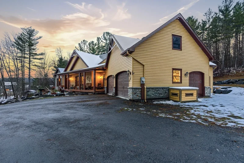 265 Rue Rosedale, Ayer's Cliff, Quebec, Canada. - Photo 11