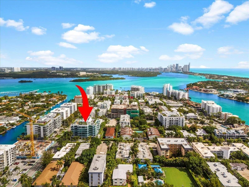 Condominium in Bay Harbor Islands