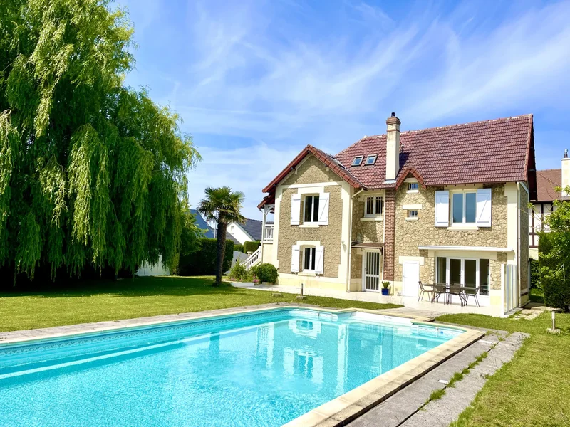 1930 VILLA BLONVILLE 50M FROM THE BEACH!
