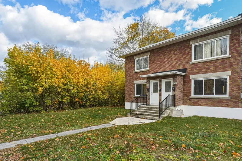 676 678 Rue Henri-Bourassa, Laval, Quebec, Canada. - Photo 3