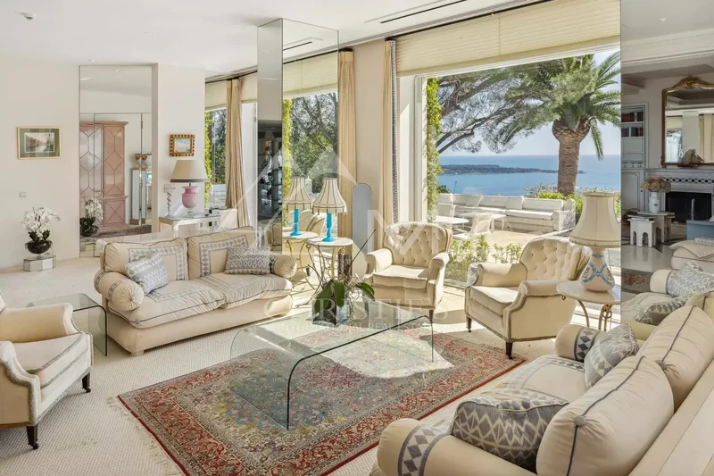 Cannes, Provence-Alpes-Côte d'Azur, France. - Photo 5