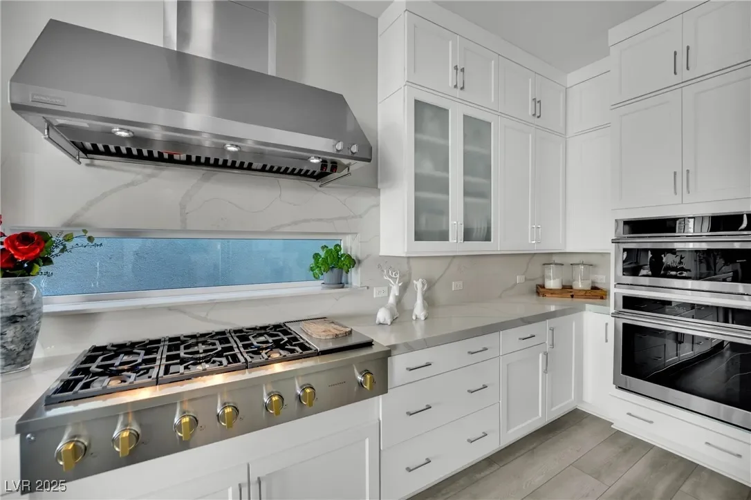 397 Highview Ridge Avenue, Las Vegas, Nevada, United States. - Photo 2