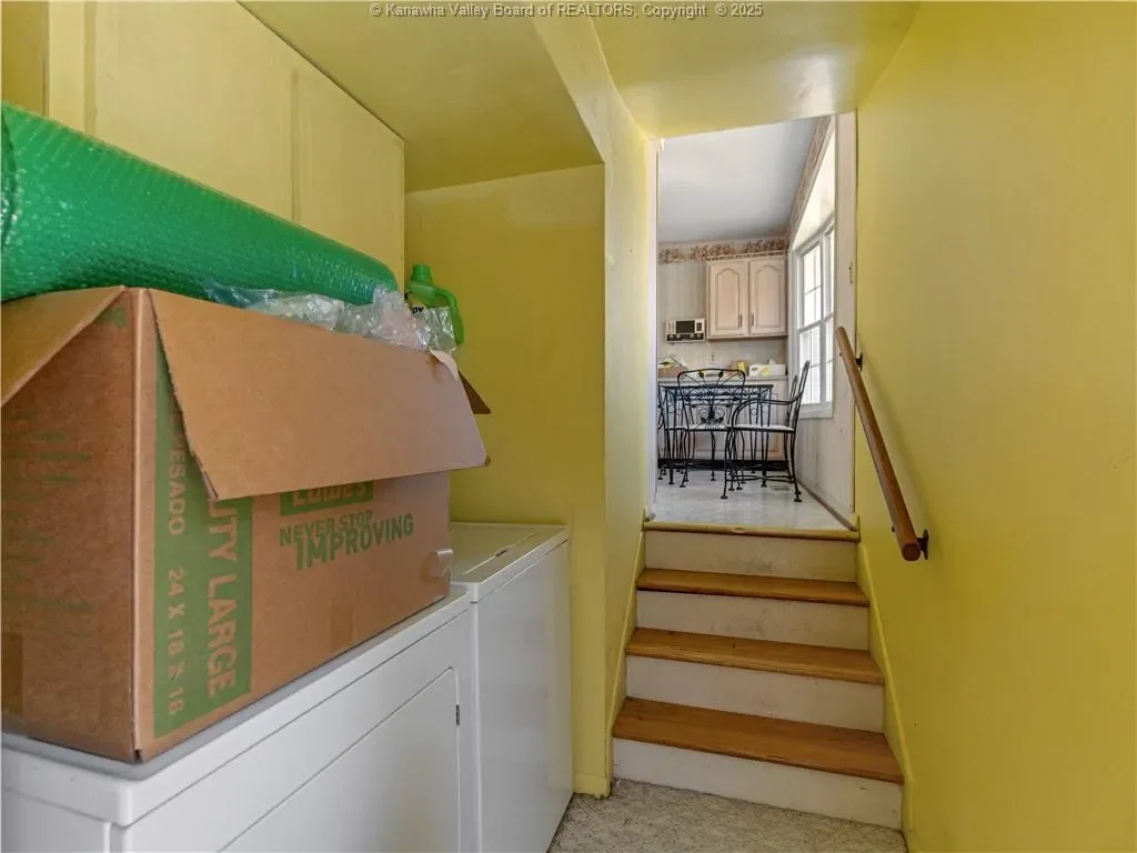 822 Whispering Way, South Charleston, WV 25303, Charleston, West Virginia, United States. - Photo 6
