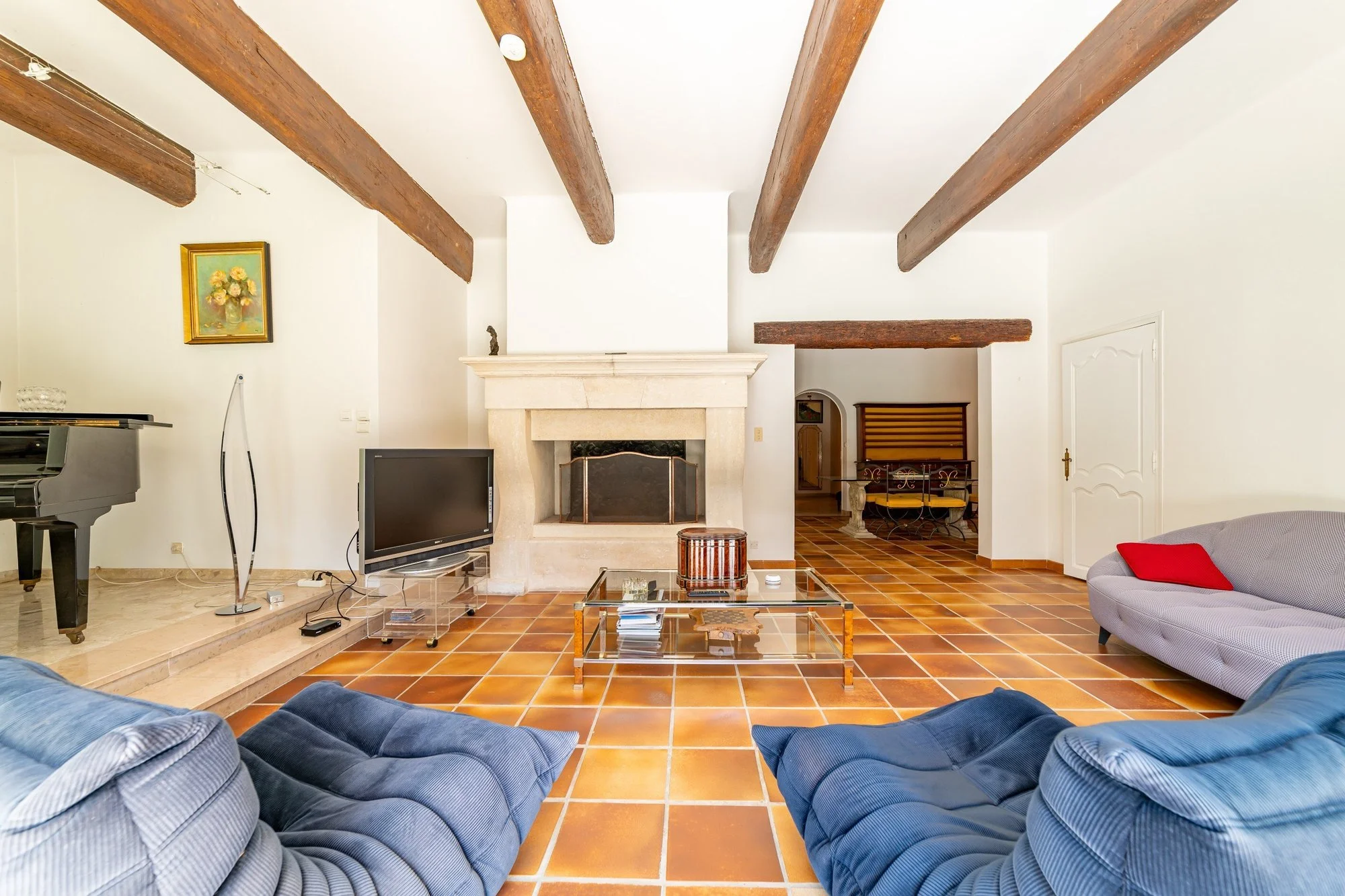 Gallery photo 1
