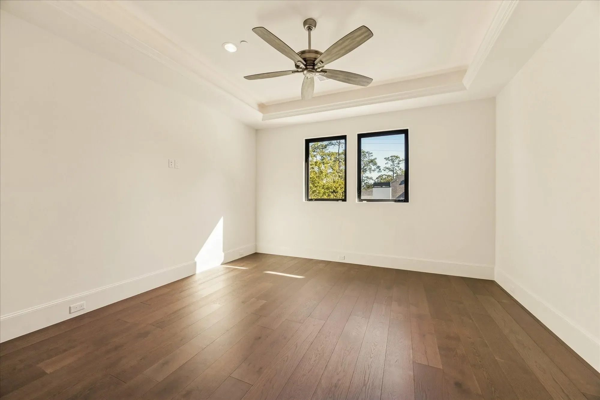 318 Knipp Road, Houston, Texas, United States. - Photo 22