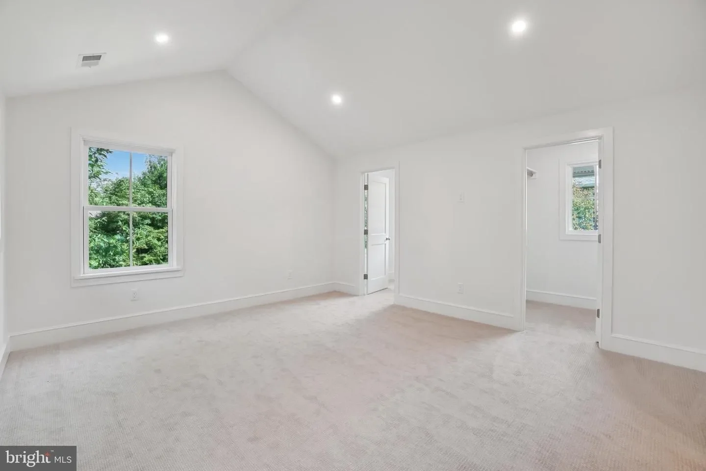 Gallery photo 6
