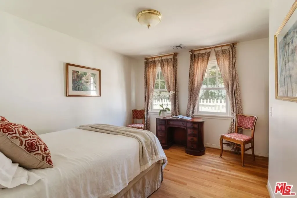 1520 Bonnell Drive, Topanga, California, United States. - Photo 39