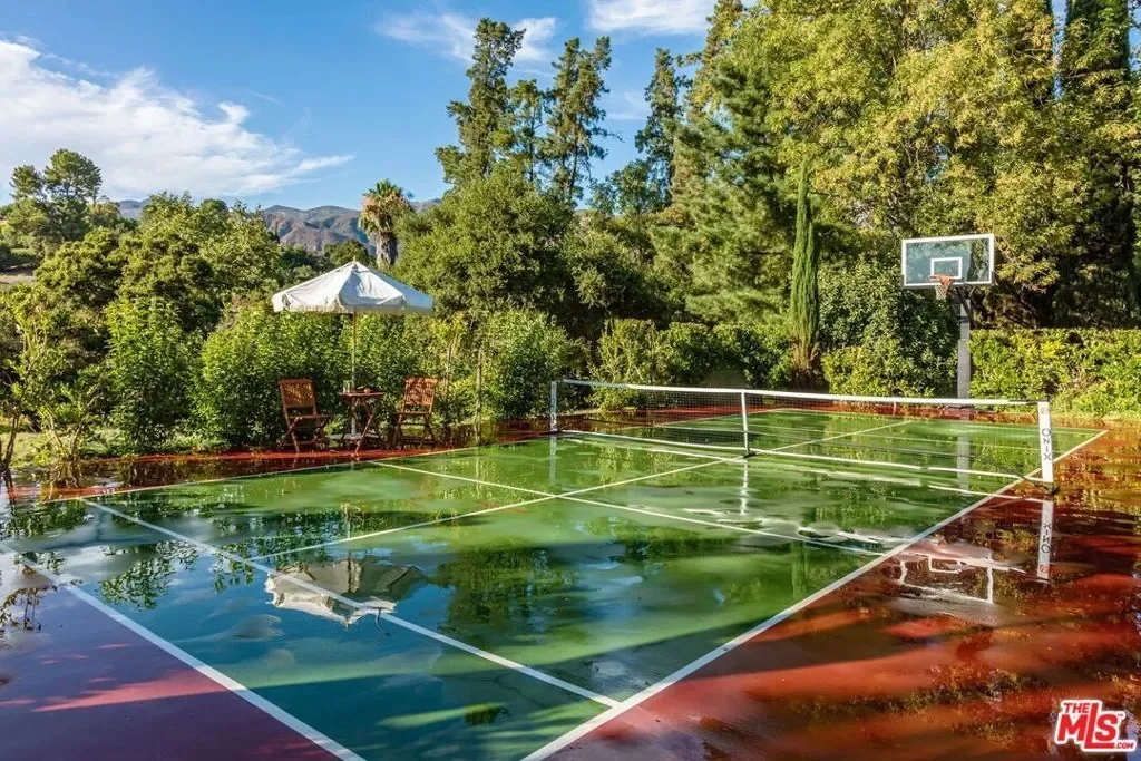 Ojai, California, United States. - Photo 49