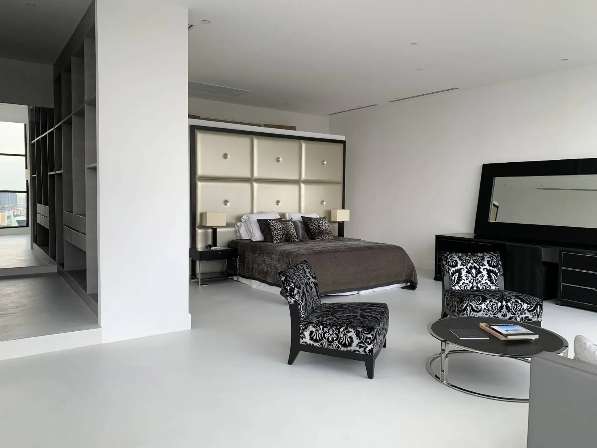 Gallery photo 2