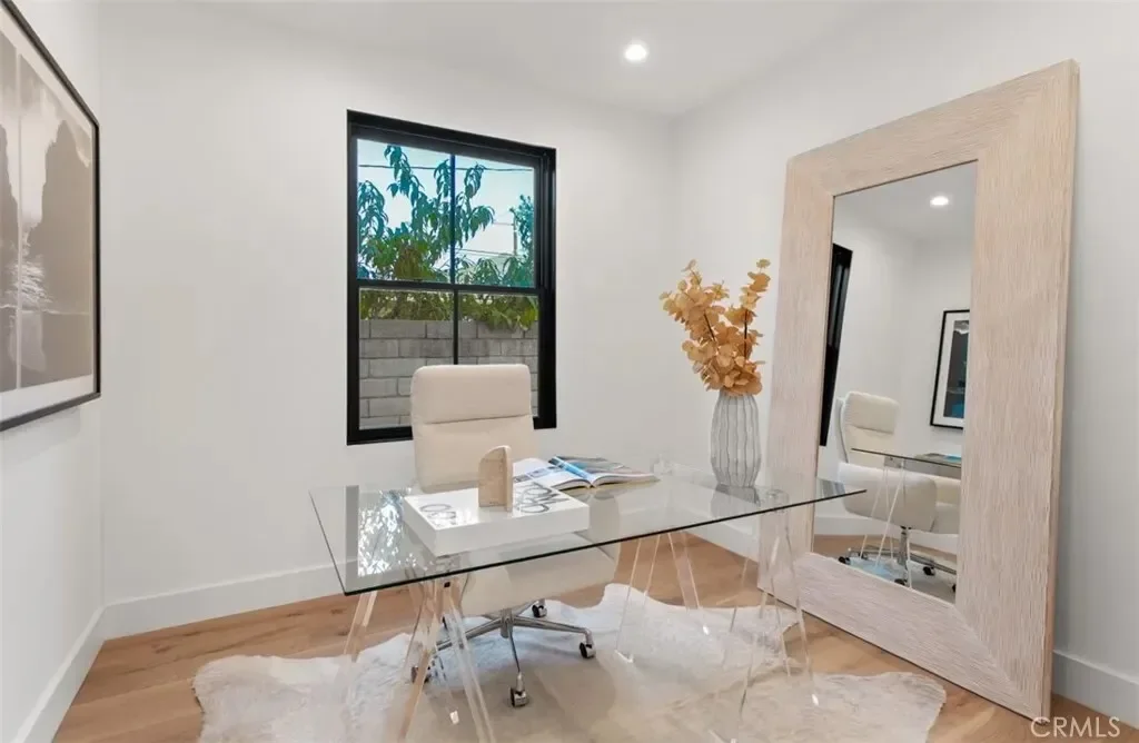 430 Tustin Avenue, Newport Beach, California, United States. - Photo 12
