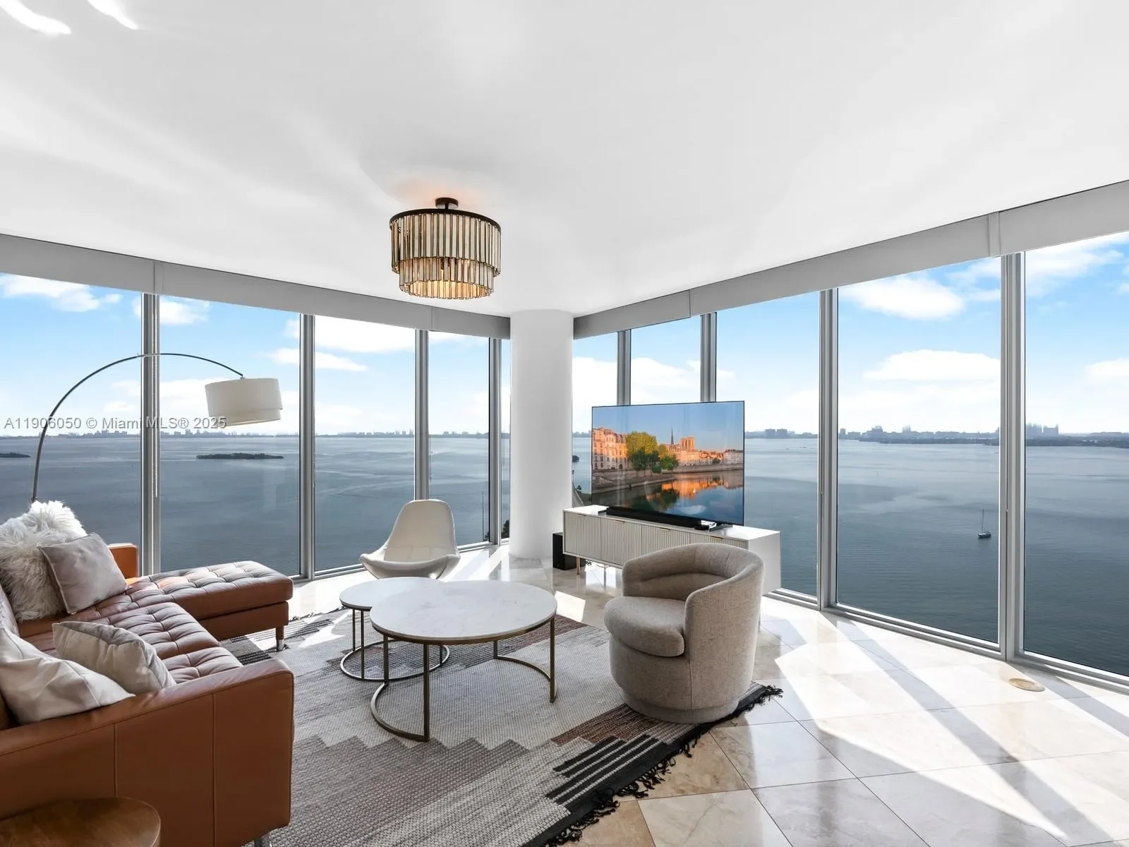 601 NE 36th St 2312, Miami, Florida, United States. - Photo 2