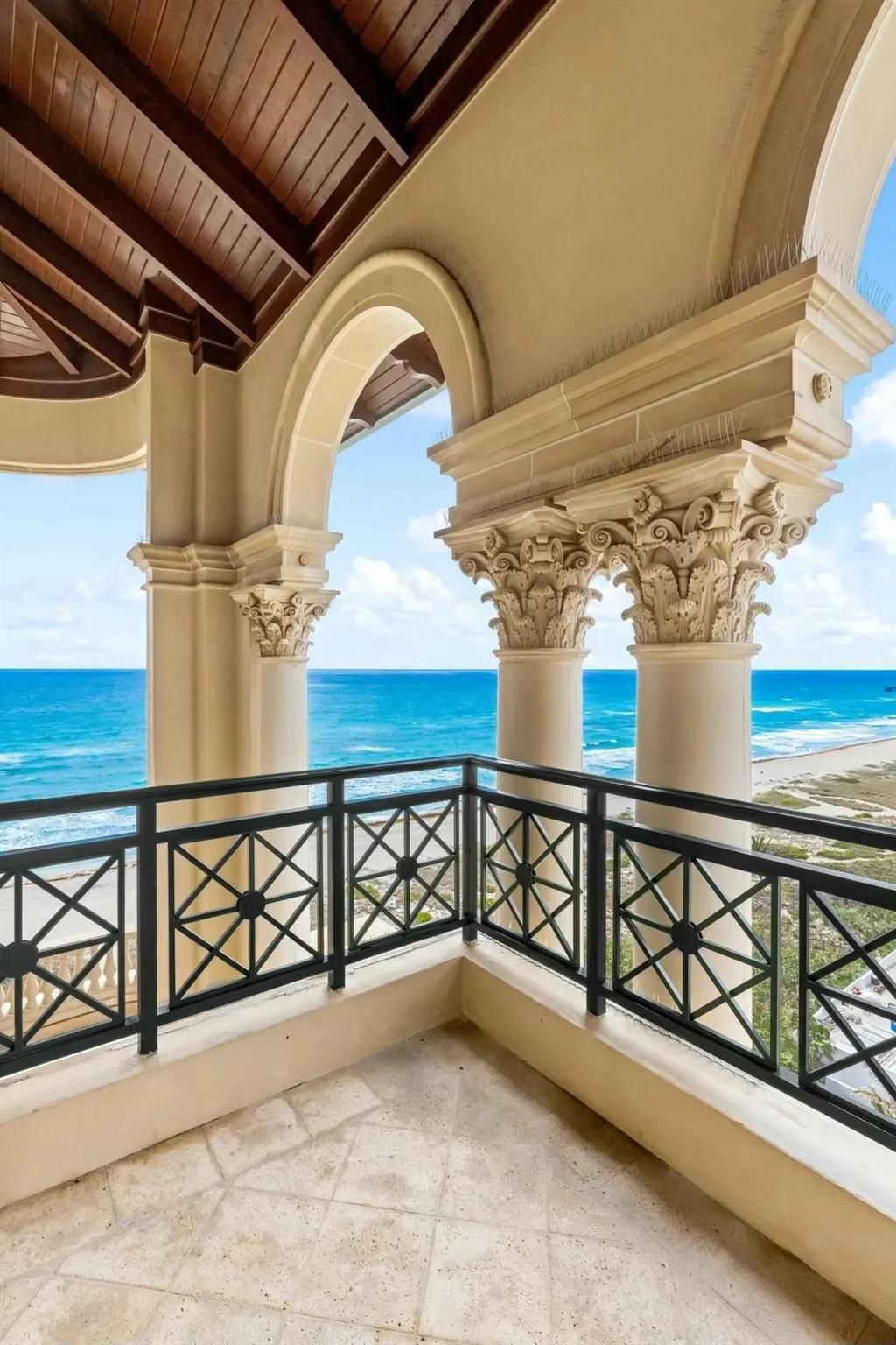 2500 S Ocean Boulevard, Boca Raton, Florida, United States. - Photo 29