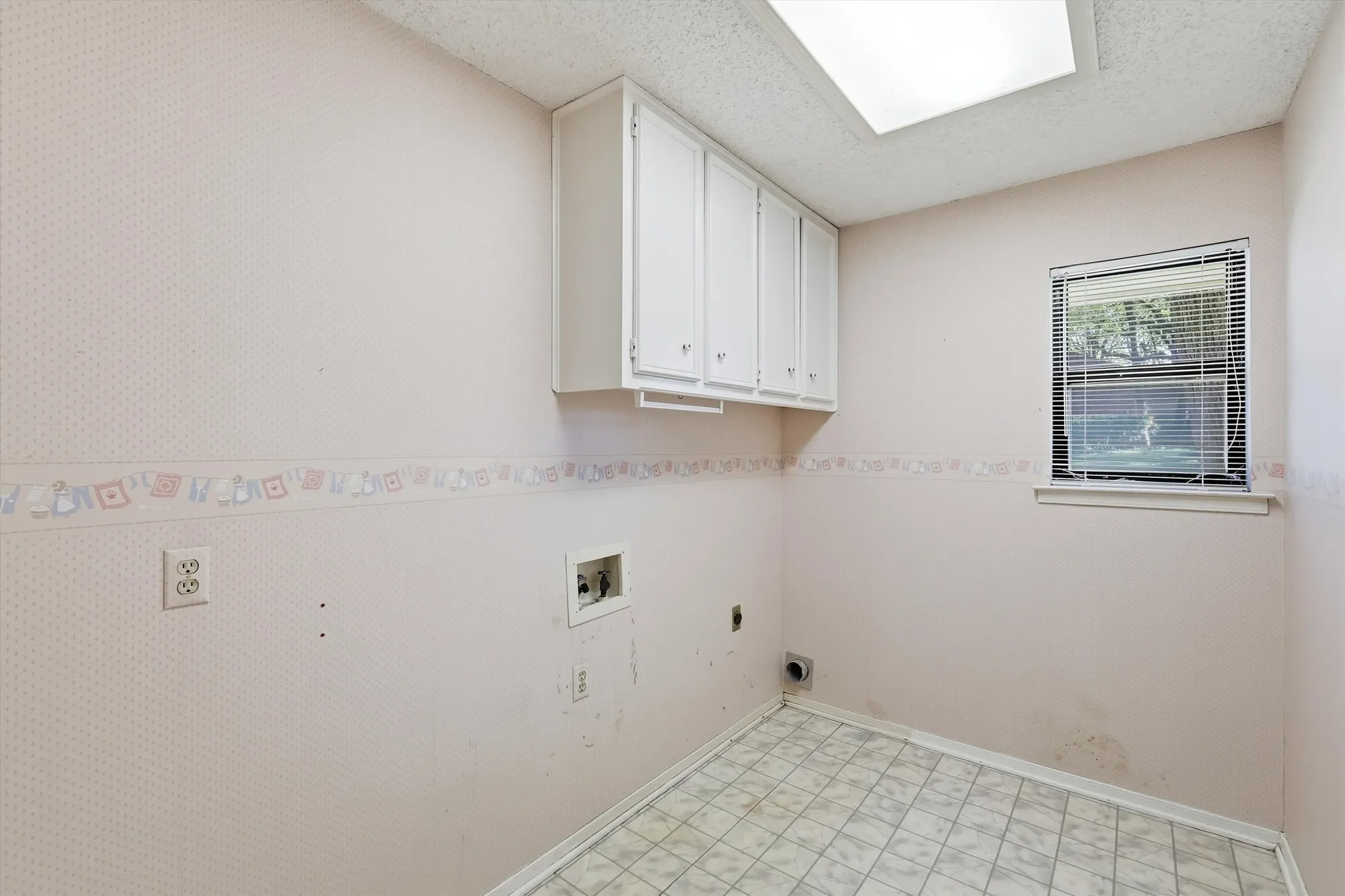 2419 Villa Vera Drive , Arlington, TX 76017, Arlington, Texas, United States. - Photo 20