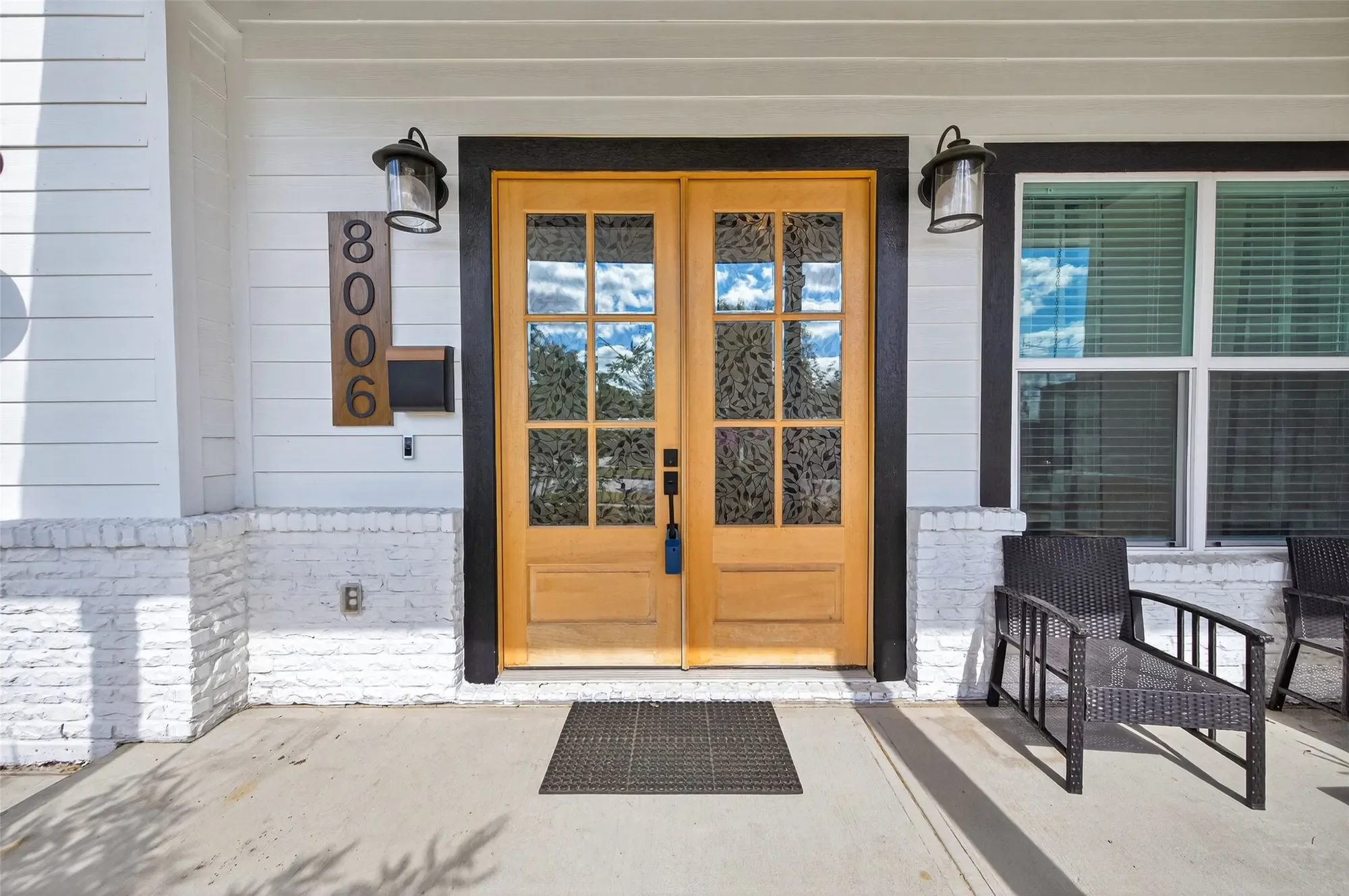 8006 Longridge Drive, Houston, TX 77055, Houston, Texas, United States. - Photo 2
