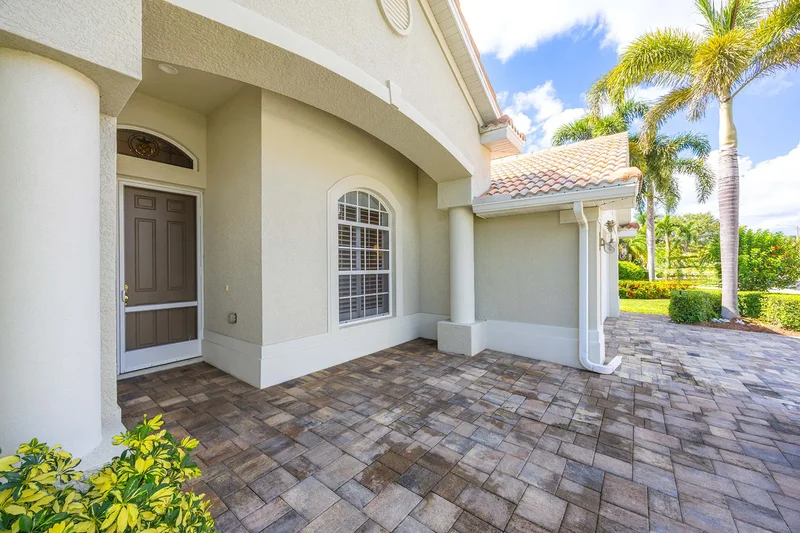 5024 Old Pond Drive, Naples, FL 34104, Naples, Florida, United States. - Photo 6