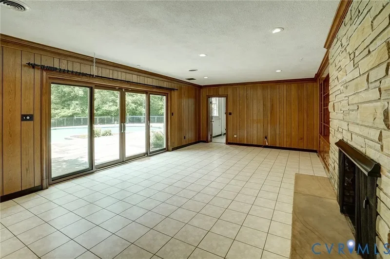 3320  Traylor Dr, Richmond, VA, 23235, USA, Bon Air, Virginia, United States. - Photo 38