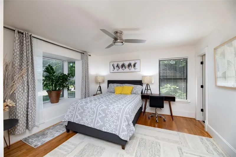 803 Brookhurst Drive, Dallas, Texas, United States. - Photo 29