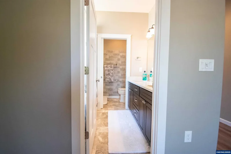 1001 Doe Ct NW, Salem, Oregon, United States. - Photo 20
