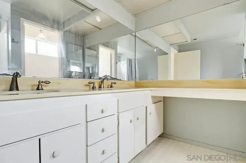 248 Avenida De Los Claveles, Encinitas, CA 92024, Encinitas, California, United States. - Photo 40