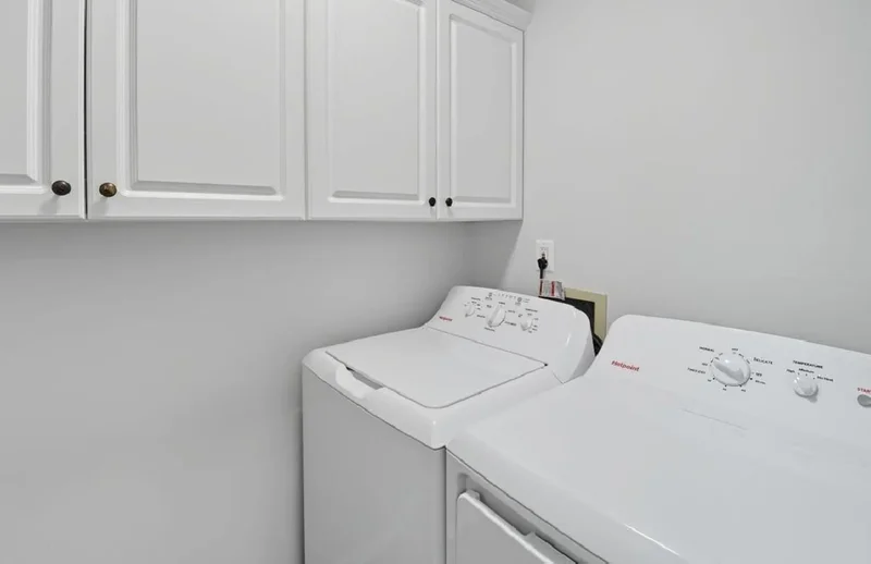 4372 Hillcrest Farms Cir, Virginia Beach, VA 23456, Virginia Beach, Virginia, United States. - Photo 8
