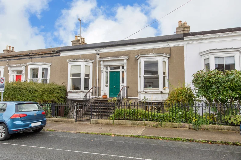 36 Clarinda Park West