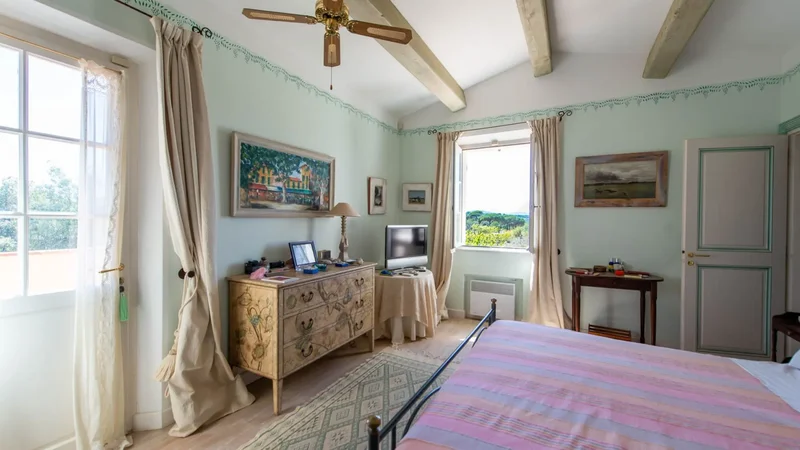 Authentic Villa In Fantastic Environment Beaches On Foot