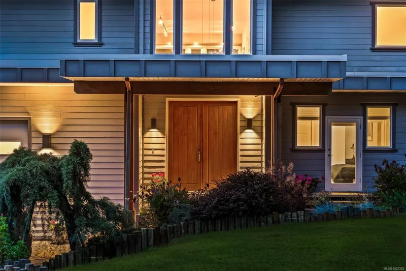 5898 Race Point Rd, Campbell River, British Columbia, Canada. - Photo 27