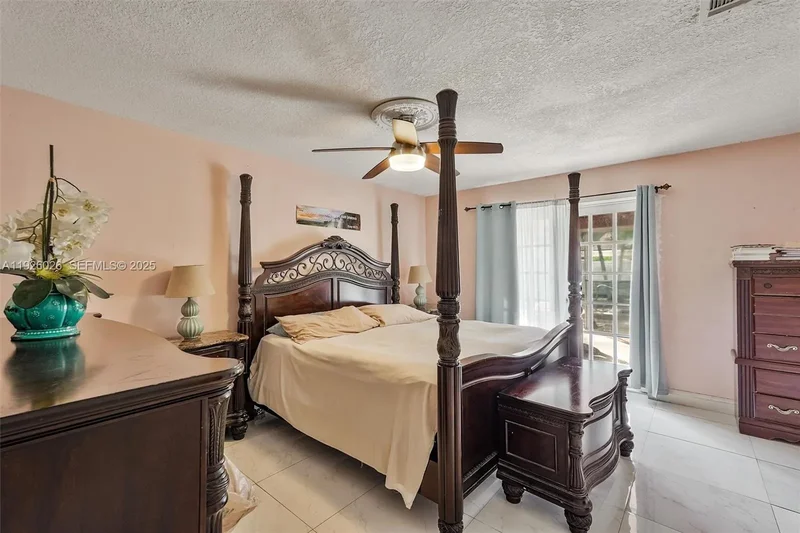 8113 Rose Marie Cir, Boynton Beach, Florida, United States. - Photo 17