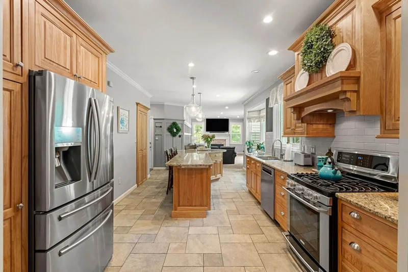 9 Cherry Lane, Bedford, NH 03110, Bedford, New Hampshire, United States. - Photo 23
