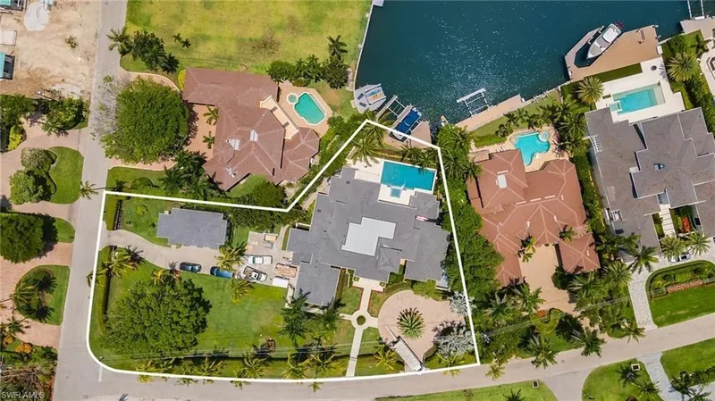 275 Spring Line DR, Naples, FL, 34102, USA, Naples, Florida, United States. - Photo 4