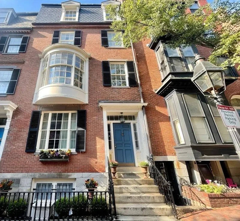 41 Chestnut St, Boston, MA 02108, Boston, Massachusetts, United States. - Photo 21