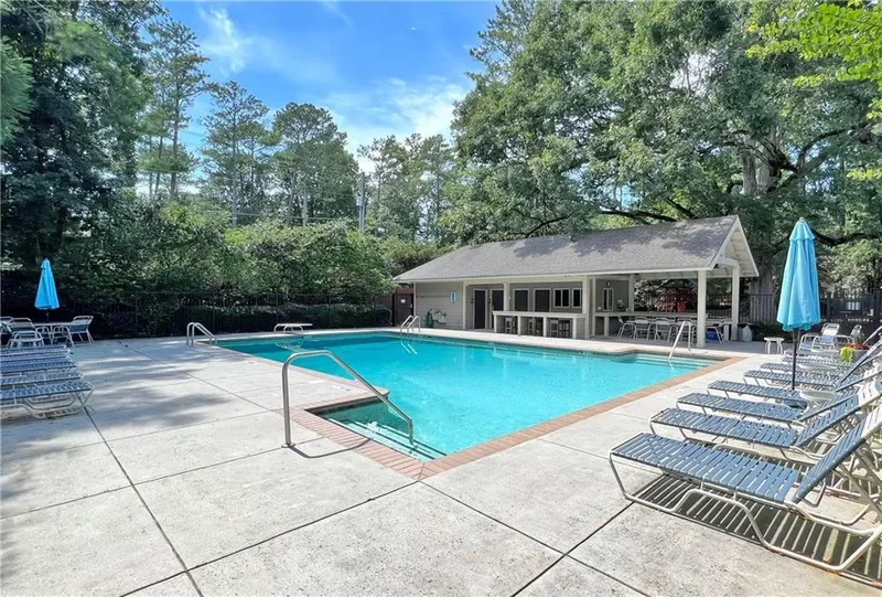 10530 Haynes Forest Drive, Alpharetta, GA 30022, Alpharetta, Georgia, United States. - Photo 24