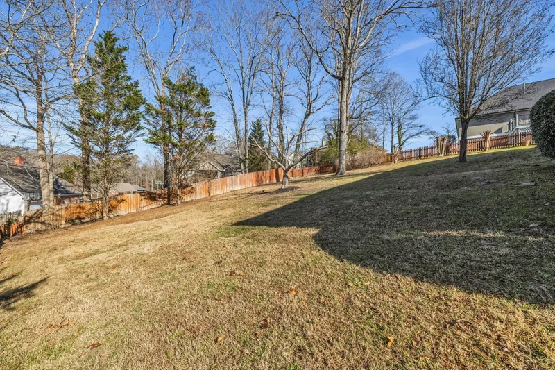 1096 Harbor Landing Drive, Soddy Daisy, TN 37379, Soddy-Daisy, Tennessee, United States. - Photo 37