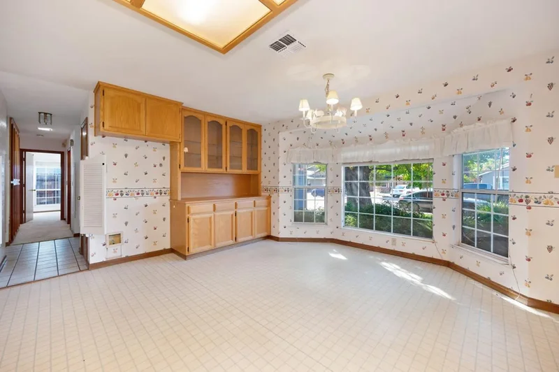 910 Notre Dame Drive, Woodland, California, United States. - Photo 14